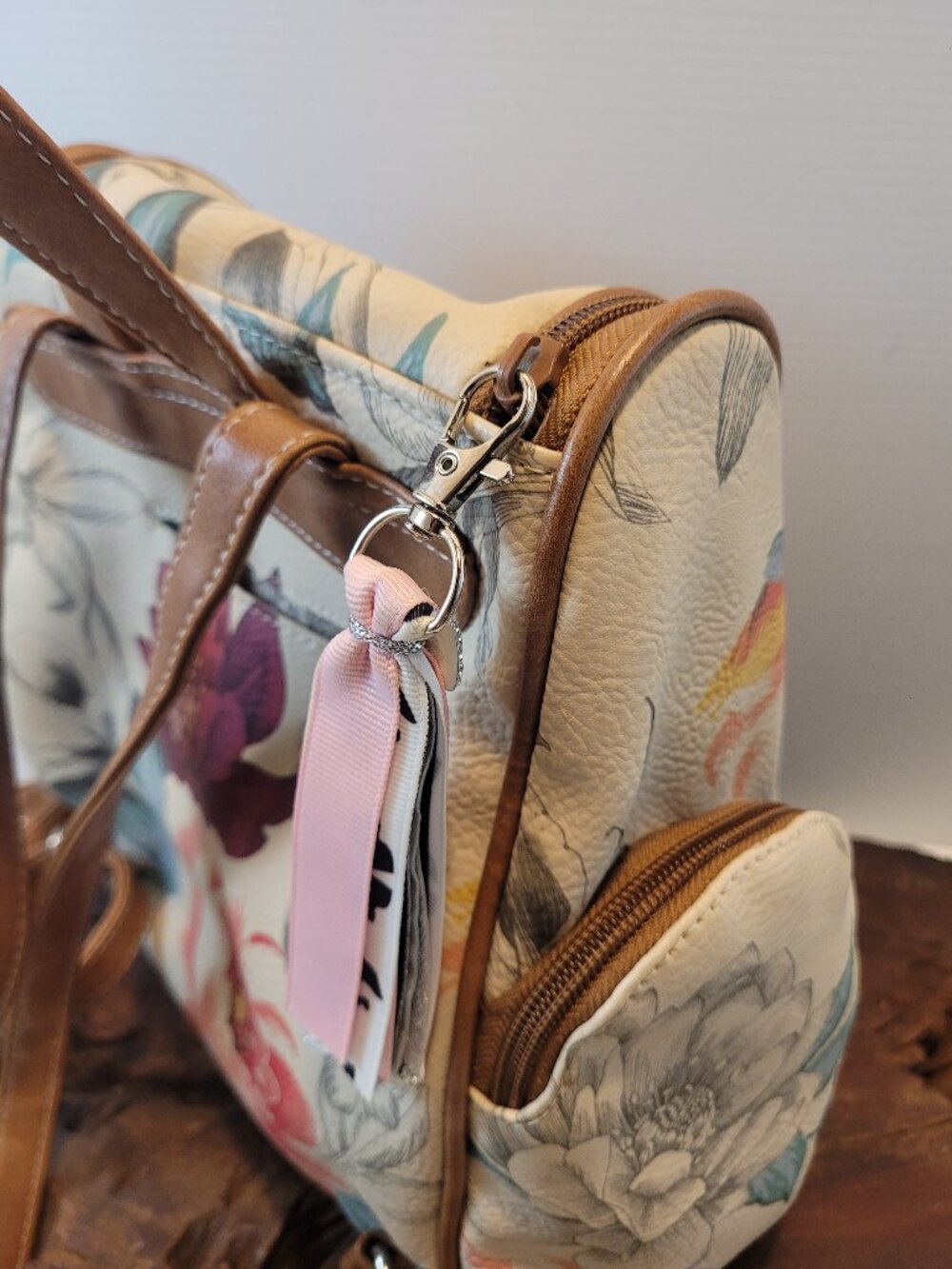 Multisac Floral Beige Backpack w Replacement pull on top - Picture 5 of 9